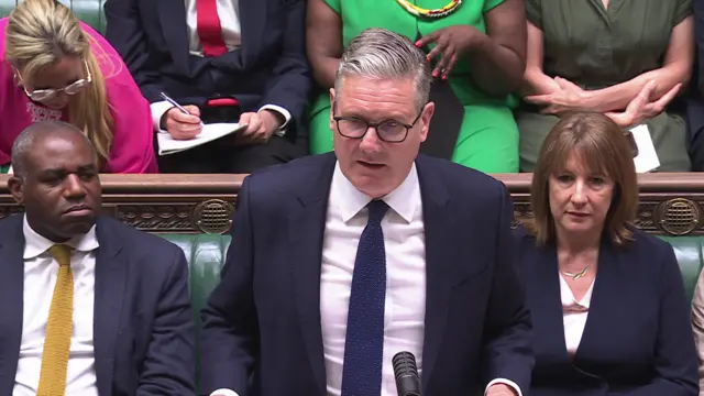 Keir Starmer alongside David Lammy and Rachel Reeves