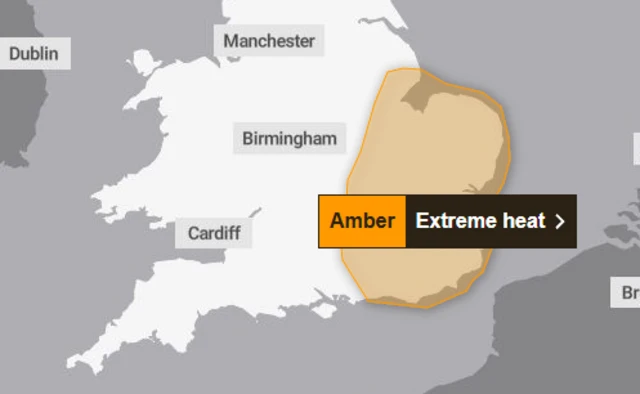 A Met Office graphic showing the UK and with an area coloured in orange where an extreme heat warning will come into effect