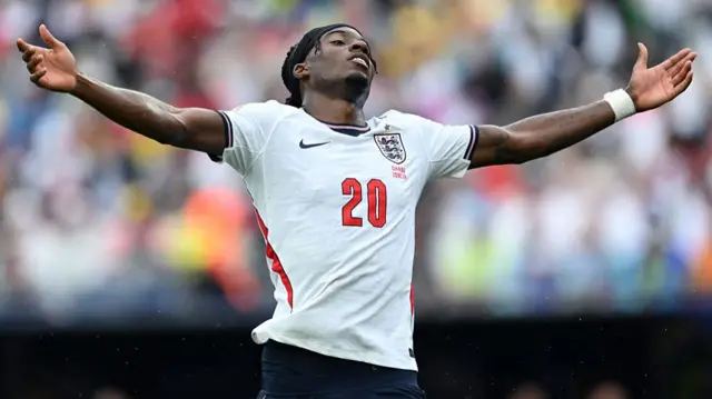 Noni Madueke react with disappointment