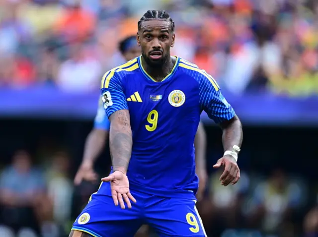 Jurgen Locadia (9) of Curacao in action