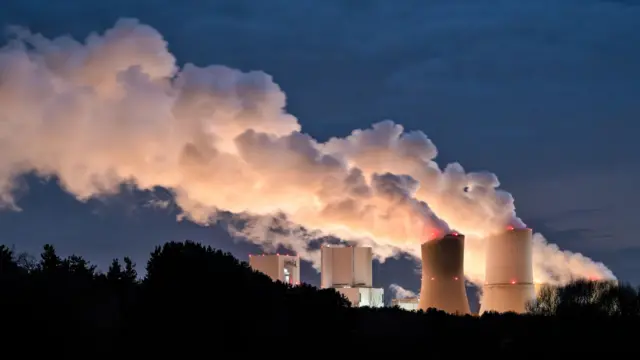 Smoke billows from a coal-fired power plant in Eastern Germany