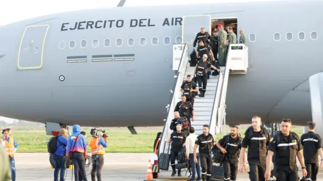 Rescue personnel of Spain’s Emergency Military Unit (UME) arrive in Venezuela to provide assistance in rescue efforts after earthquakes
