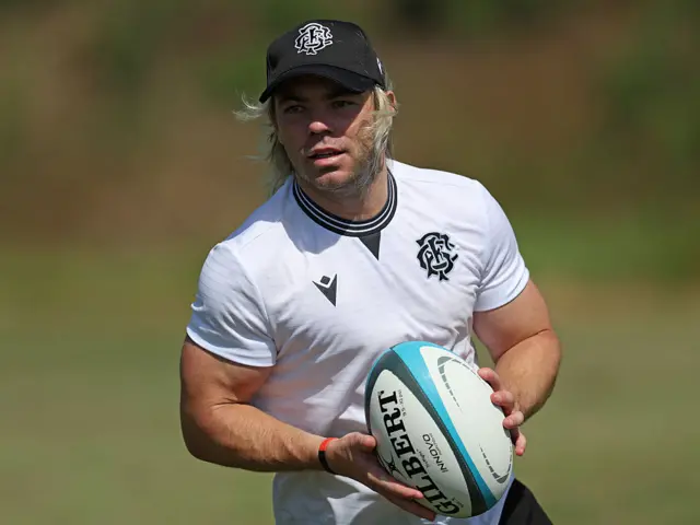 Faf de Klerk in training with the Barbarians