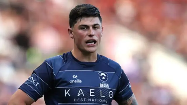 Louis Rees-Zammit in action for Bristol