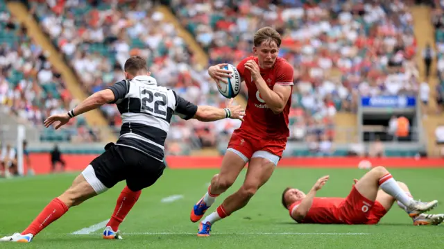 Ellis Mee try