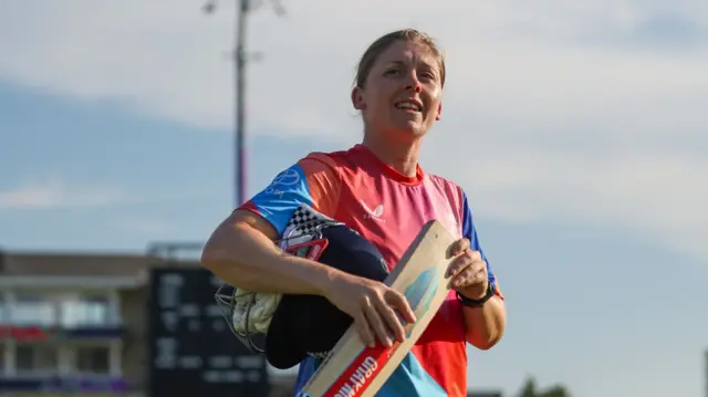 Heather Knight