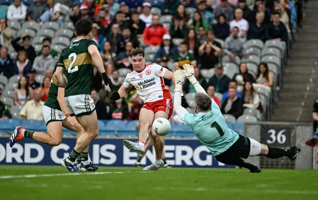 Eoin McElholm shoots over