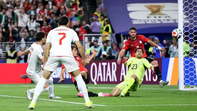 Shoja Khalilzadeh scores