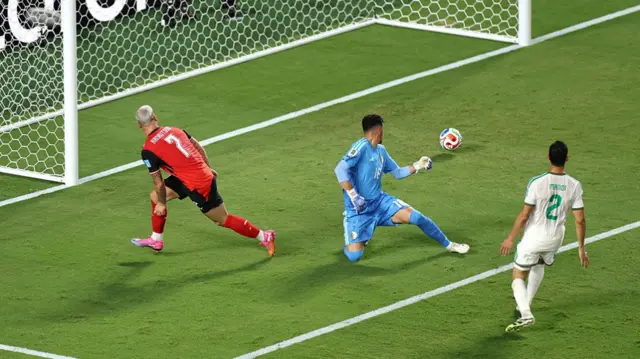 Marko Arnautovic scores