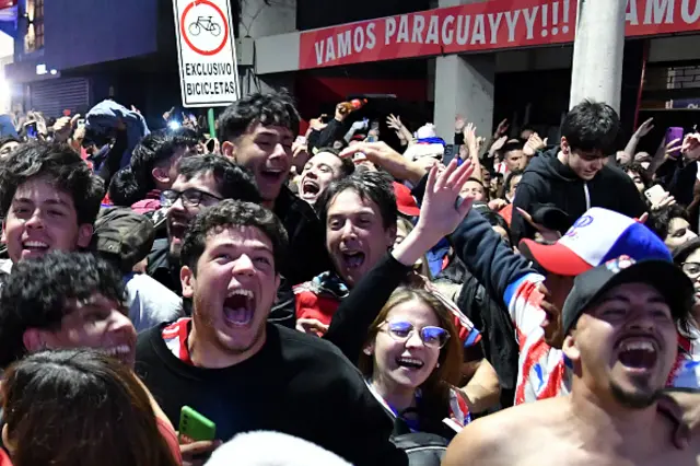 Paraguayan fans celebrate