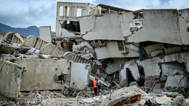 : Search and rescue operations continue for survivors trapped under collapsed buildings following two powerful earthquakes earlier this week, in the coastal state of La Guaira, Venezuela on June 28, 2026