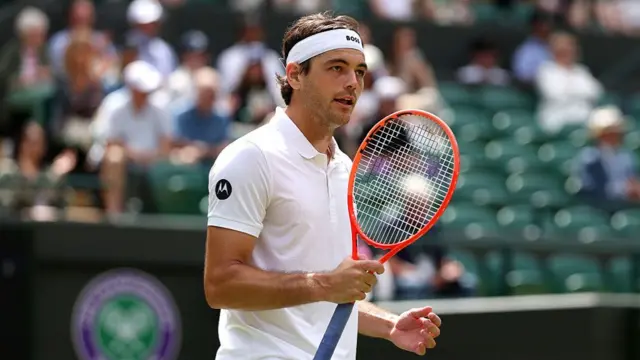 Taylor Fritz reacts
