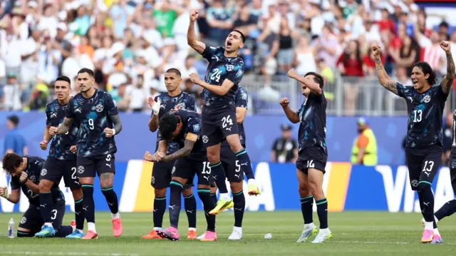 Paraguay players celebrate