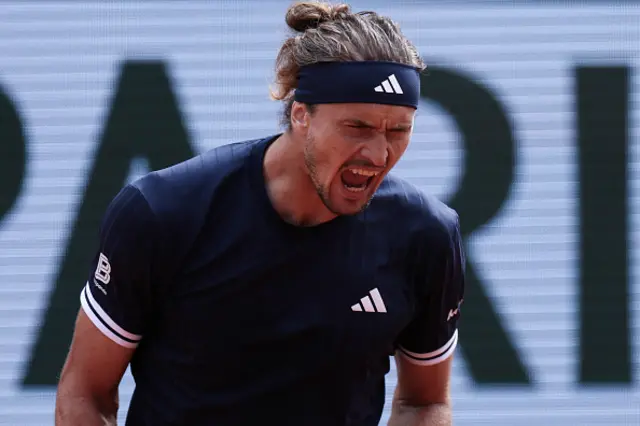 Alexander Zverev reacts