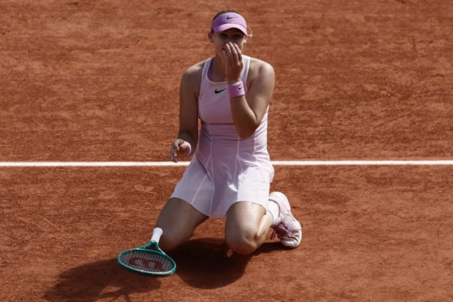 Russia's Mirra Andreeva celebrates