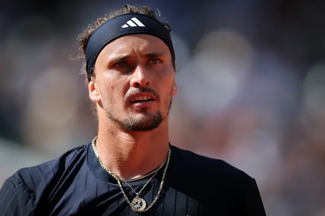 Alexander Zverev reacts