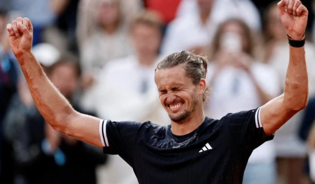 Germany's Alexander Zverev celebrates