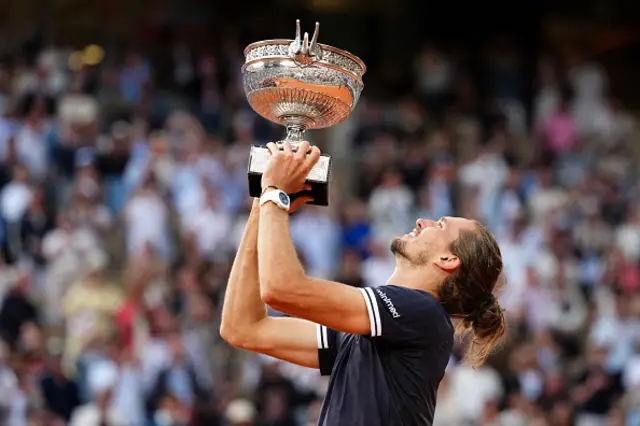 Alexander Zverev holds the Coupe des Mousquetaires