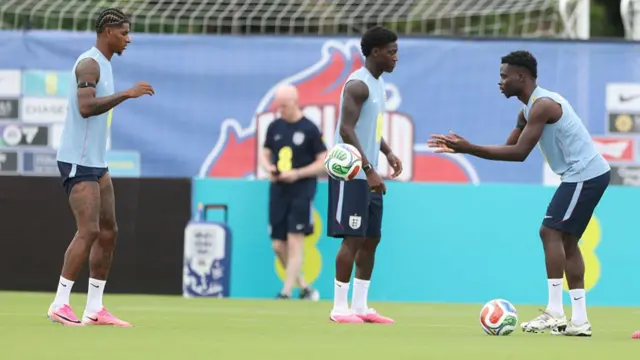 Macus Rashford and Bukayo Saka in England training