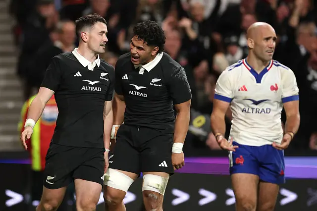New Zealand celebrate beating France