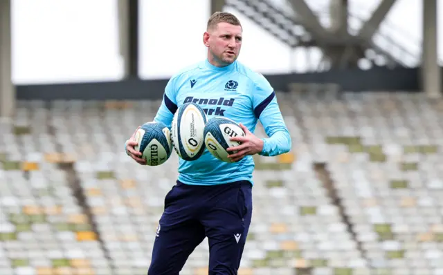 Finn Russell warming up last weekend