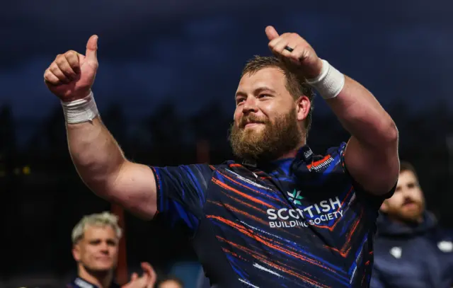 Boan Venter waves goodbye to Edinburgh fans
