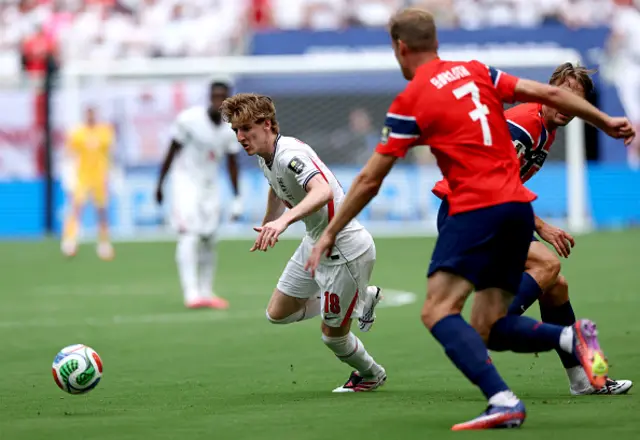 Anthony Gordon #18 of England runs with the ball