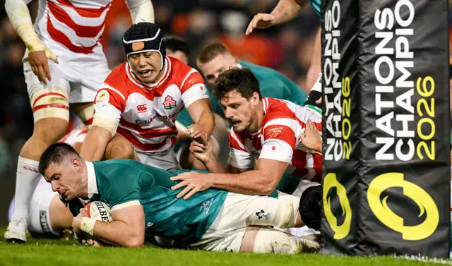 Nick TImoney scores a try