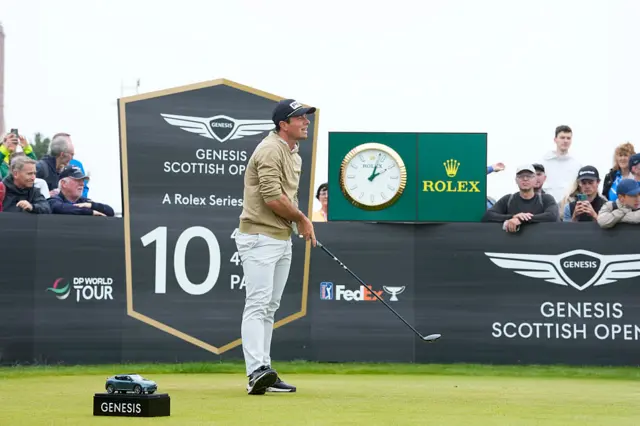 Viktor Hovland on the 10th tee