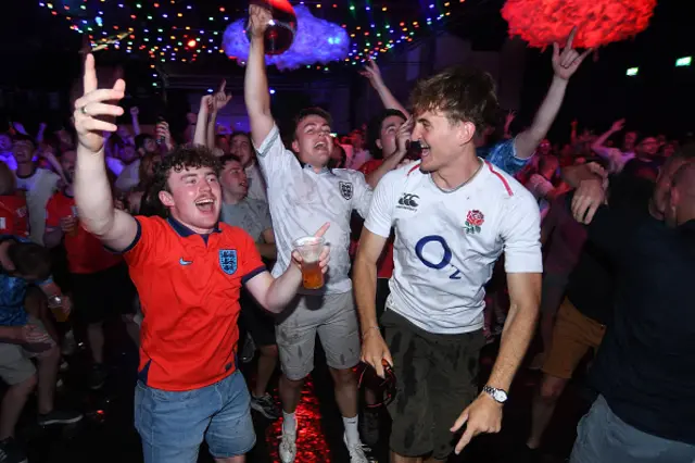 England fans react