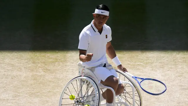 Tokito Oda celebrates
