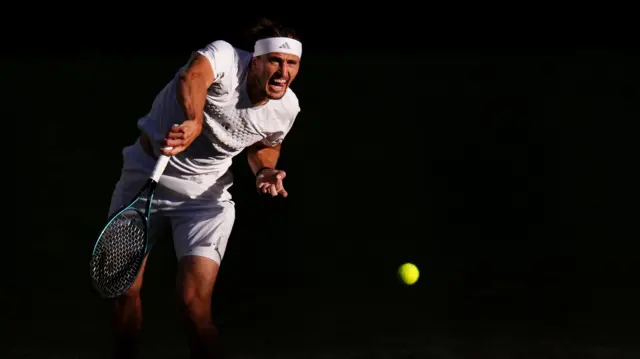 Alexander Zverev serves