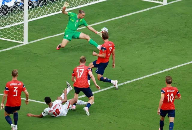 Jude Bellingham scores England's second goal against Norway