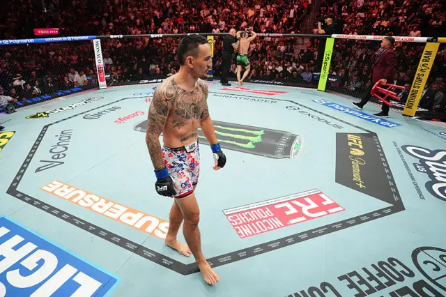 Conor McGregor and Max Holloway