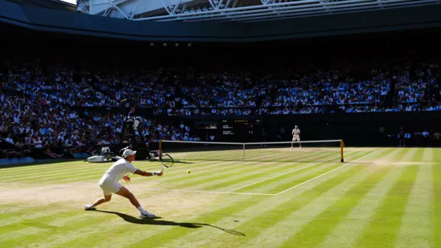 General view of action in Wimbledon final