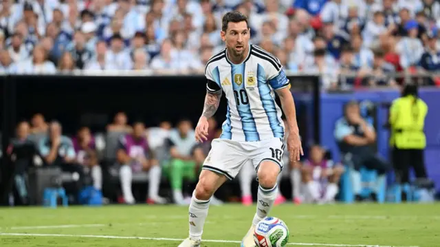 Lionel Messi #10 of Argentina with the ball during the first half of the FIFA World Cup 2026 Quarter Final match between Argentina and Switzerland at Kansas City Stadium on July 11, 2026 in Kansas City, Missouri.
