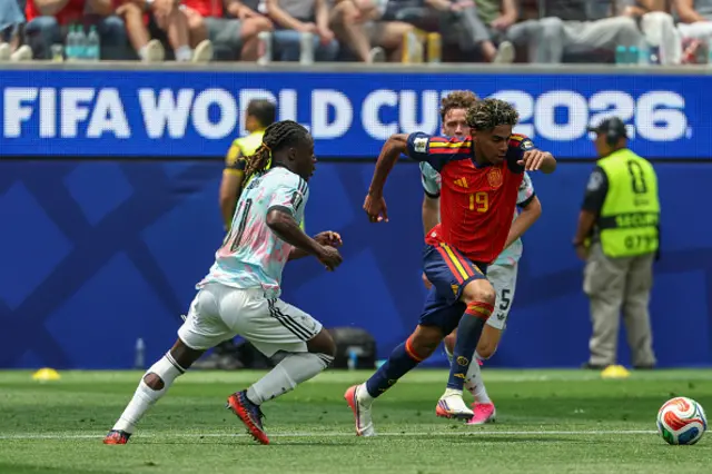 Lamine Yamal of Spain runs with the ball