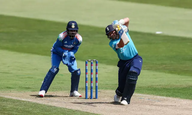KL Rahul, wearing all blue, stands up to the stumps to Joe Root