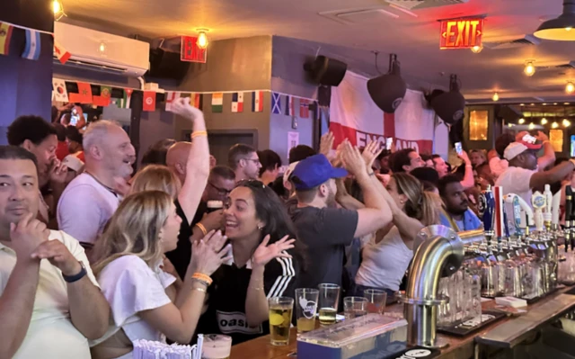 England fans in New York