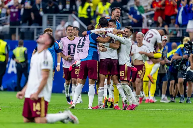 Spain celebrate reaching the World Cup final