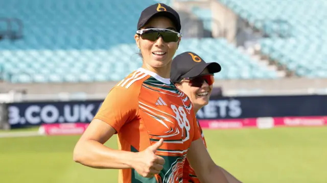 Emma Jones of The Blaze gives the thumbs up before The Blaze take on Surrey in the semi-final