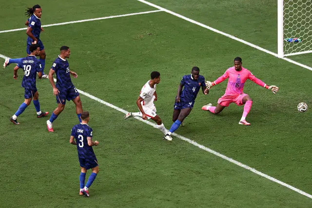 Jude Bellingham #10 of England scores