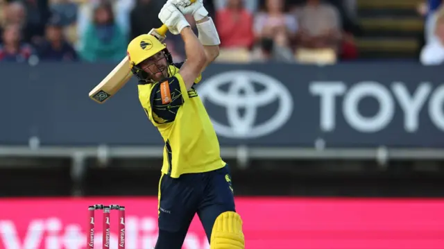 Joe Weatherley batting