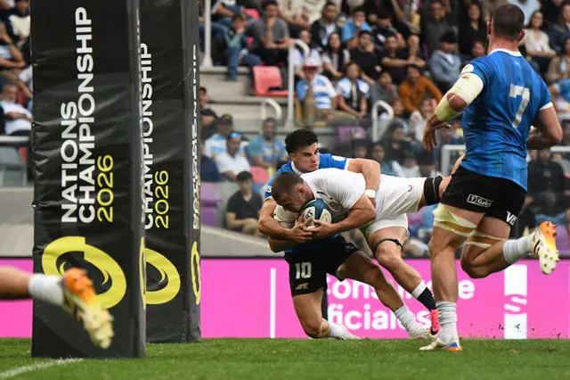 Ben Earl scores