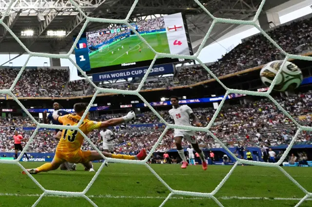 Dean Henderson concedes a goal