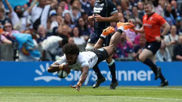 Selestino Ravutaumada scores for Fiji
