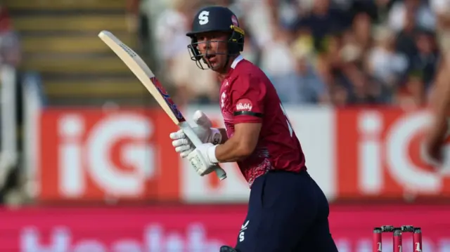 Chris Lynn batting