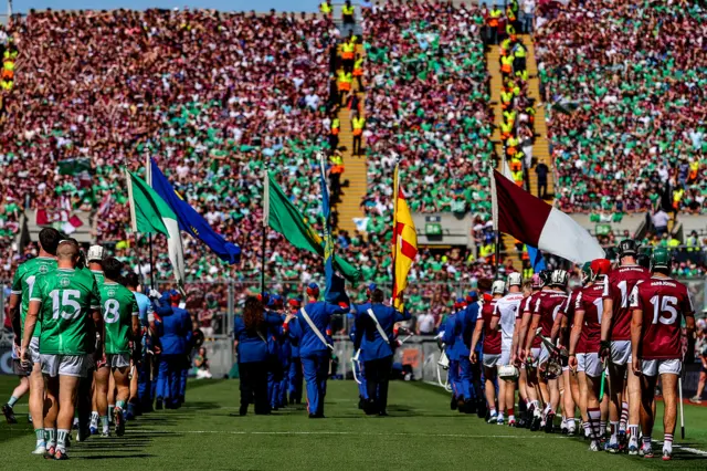 Parade before the match