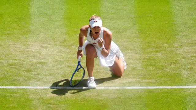 Katie Swan of Great Britain celebrates