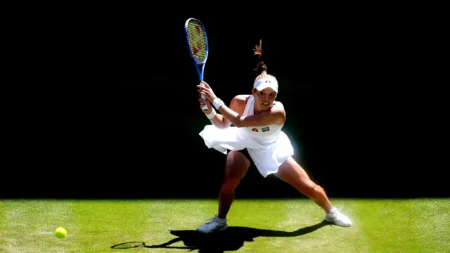 Katie Swan in action